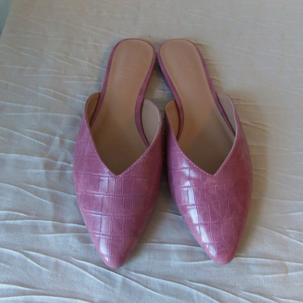 New LOFT Blush Pink Croc Embossed Mules sz 9